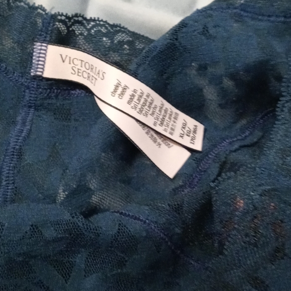 Sold - Picture 4 of 8